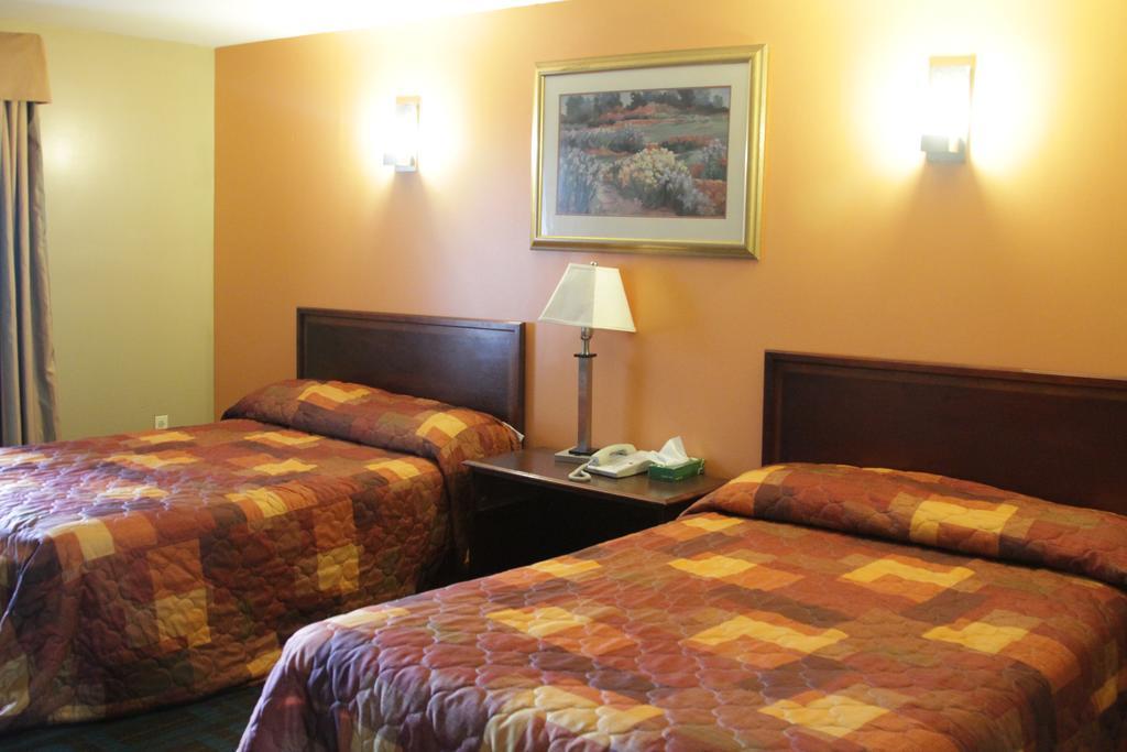 Hotel Vicenza Monmouth Junction Kültér fotó